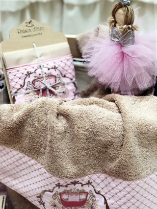 Raison D’être – Magical Coach - Image 2